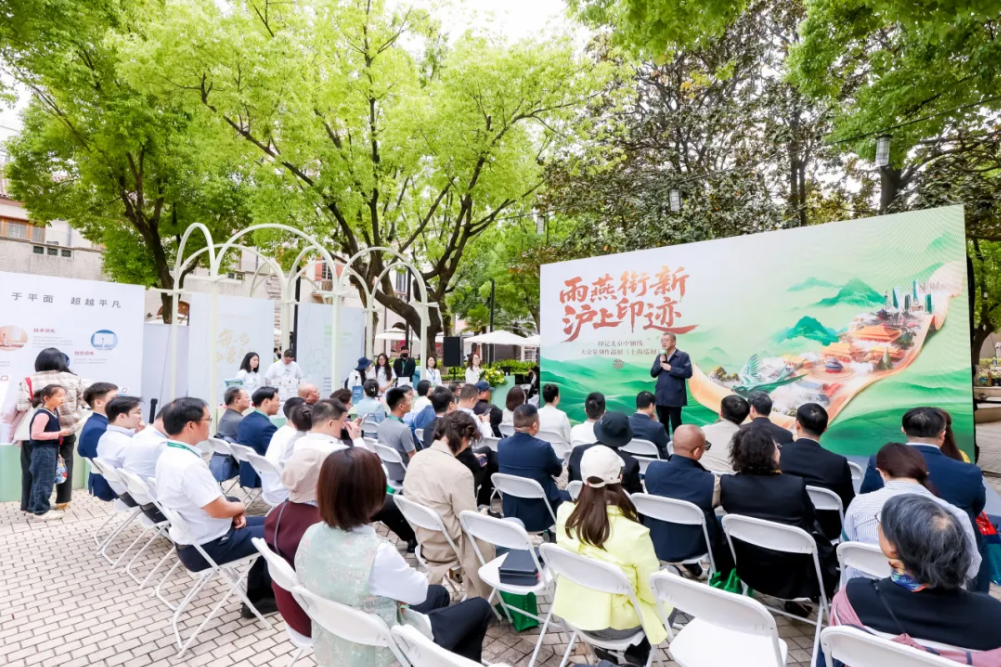 660d15a38bdae9651a1cc0657cea722